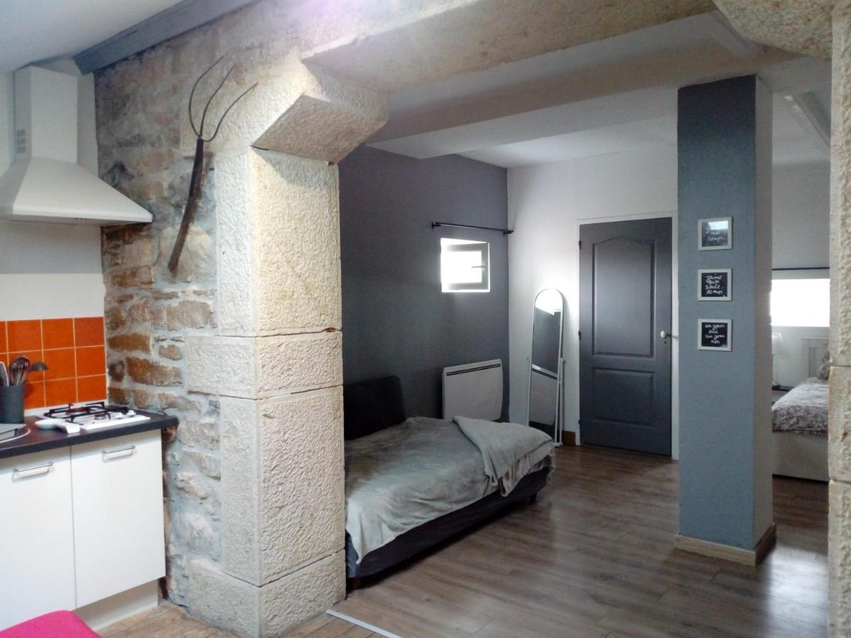 Le Du Apartment